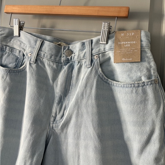 NWT Madewell Superwide-Leg Jeans in Light Wash - Picture 2 of 5